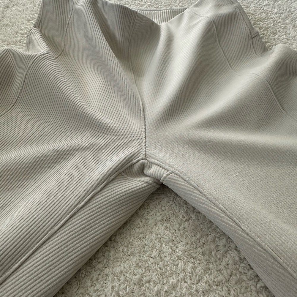 lululemon athletica Cream Trousers - Picture 3 of 6